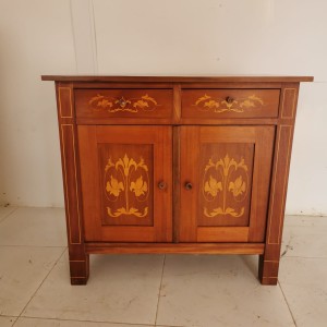 Szafka jasny mahoń intarsjowana